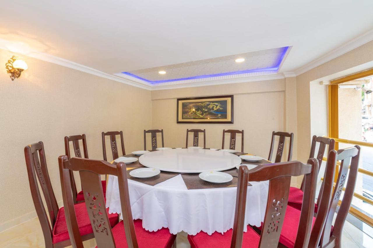 Beijing Hotel Istanbul Bagian luar foto